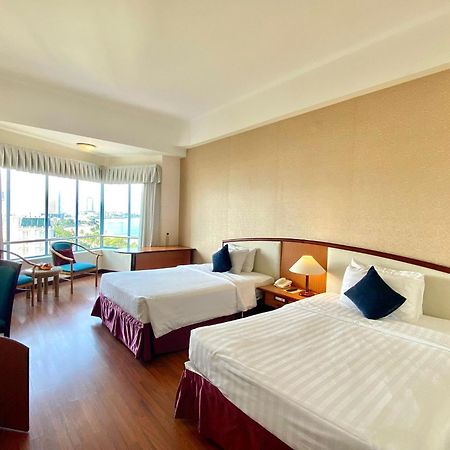 Yasaka Saigon Nha Trang Hotel & Spa Exteriör bild