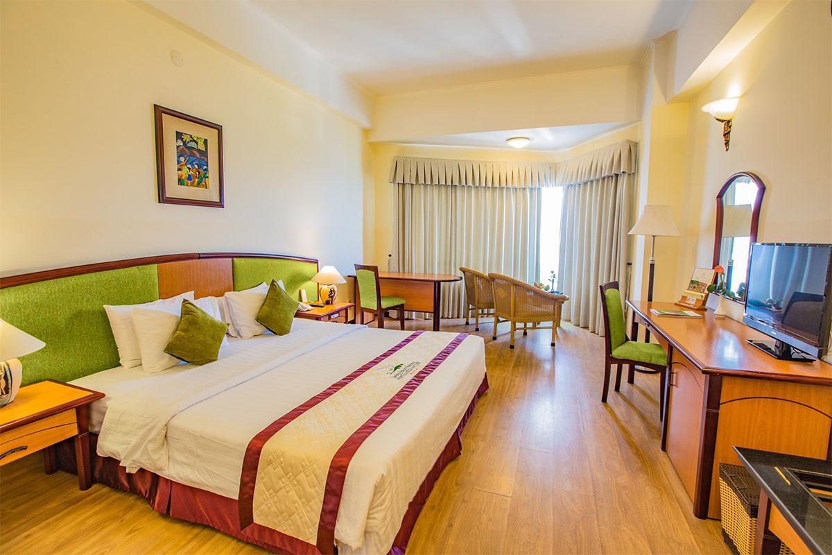 Yasaka Saigon Nha Trang Hotel & Spa Exteriör bild