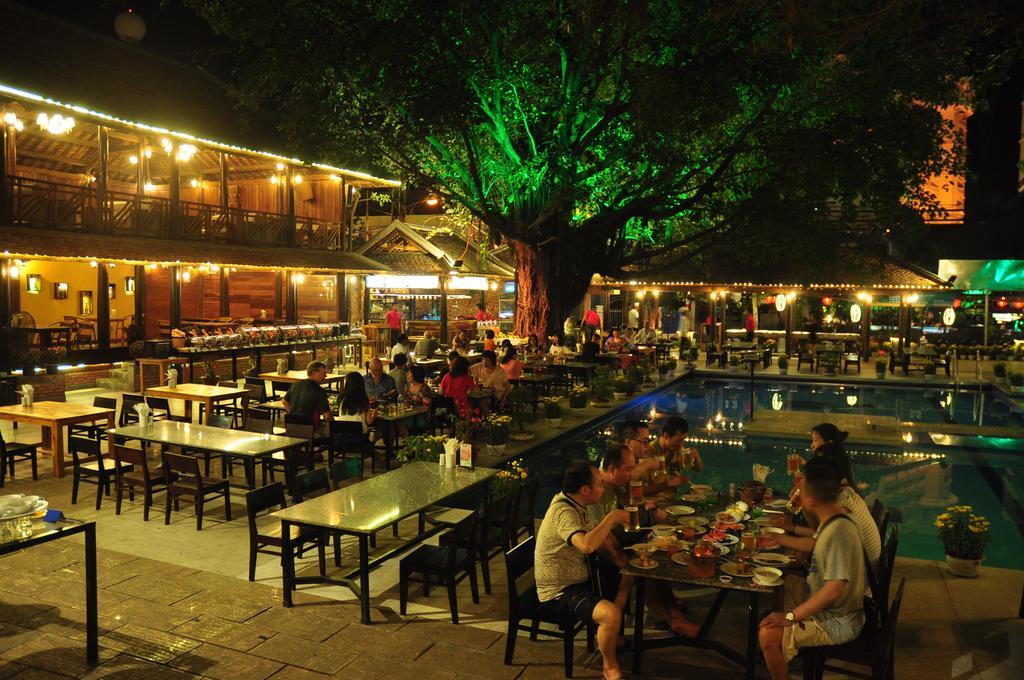 Yasaka Saigon Nha Trang Hotel & Spa Exteriör bild